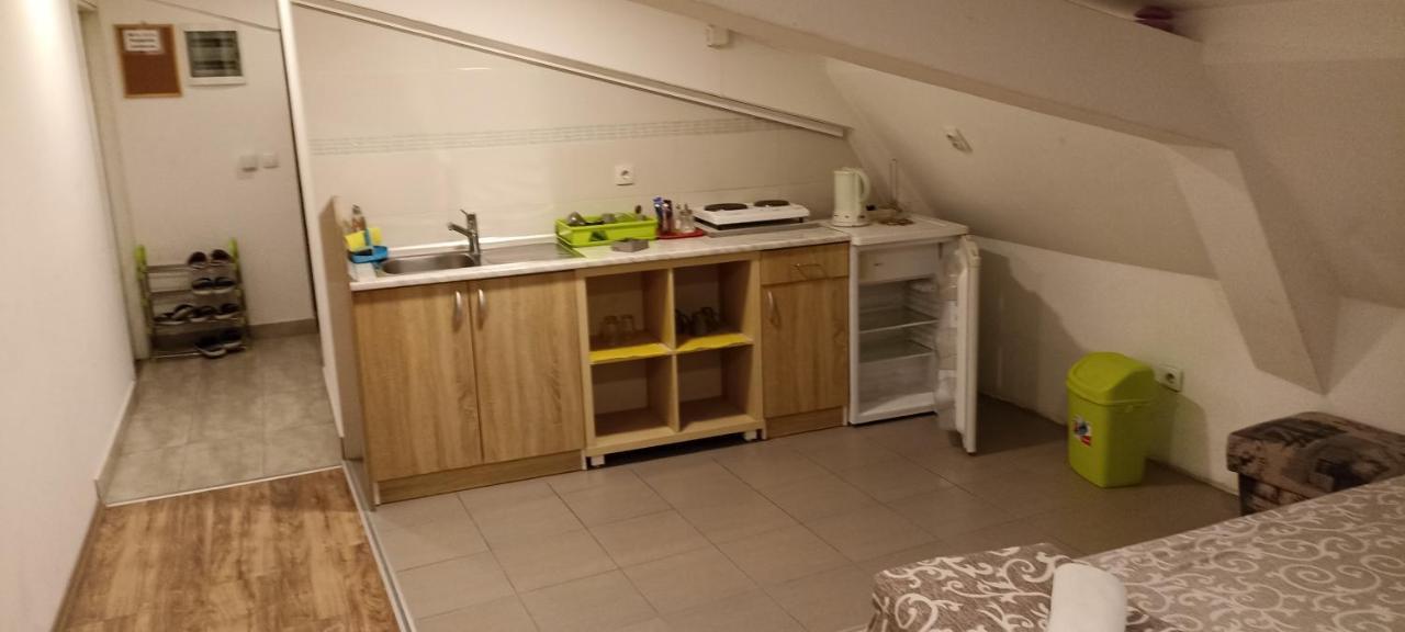 Athos Apartments Nis Bagian luar foto