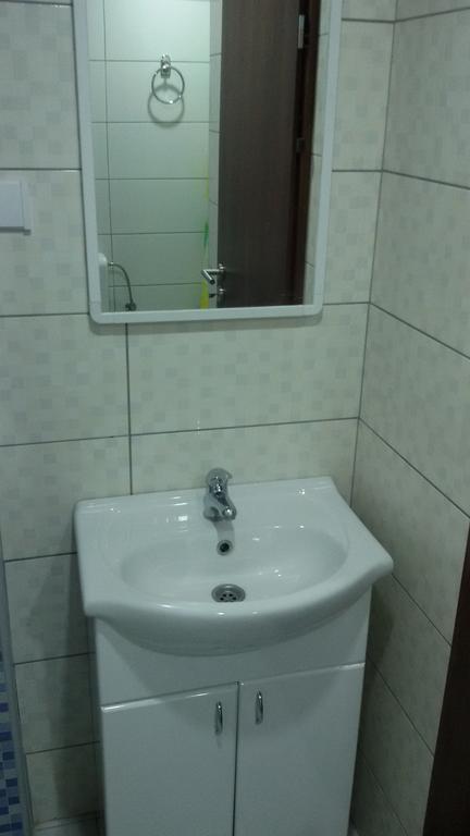 Athos Apartments Nis Bagian luar foto