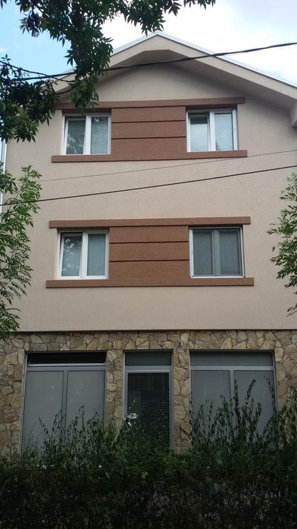 Athos Apartments Nis Bagian luar foto